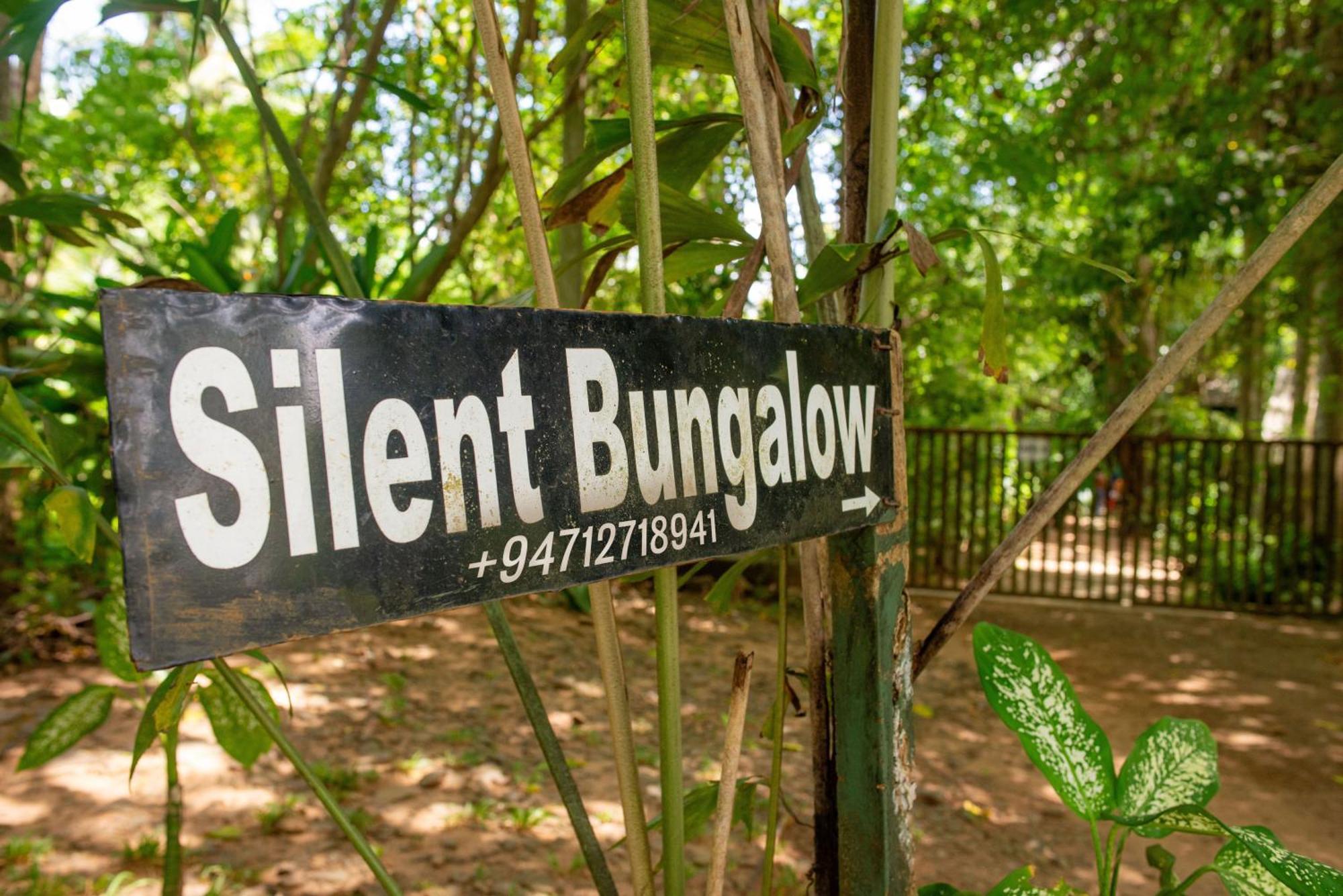 Silent Bungalow Udawalawe Buitenkant foto