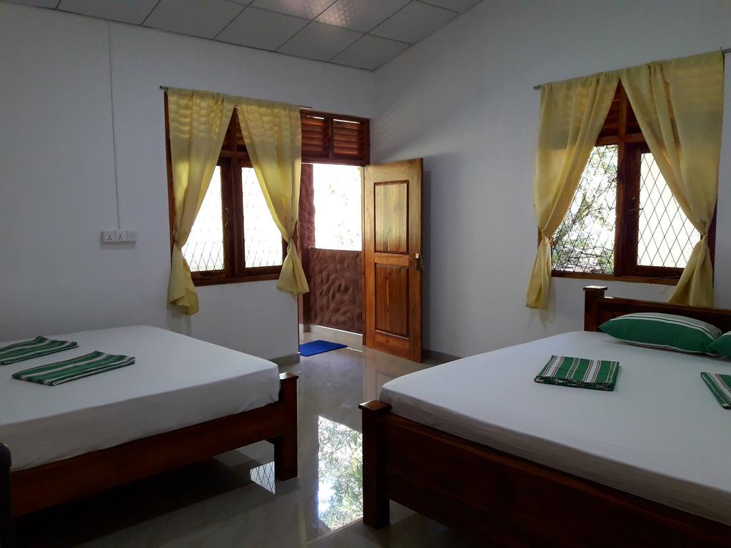 Silent Bungalow Udawalawe Buitenkant foto